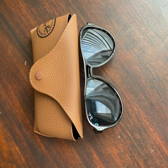 Ray-ban sunglasses - Picture 2 of 8